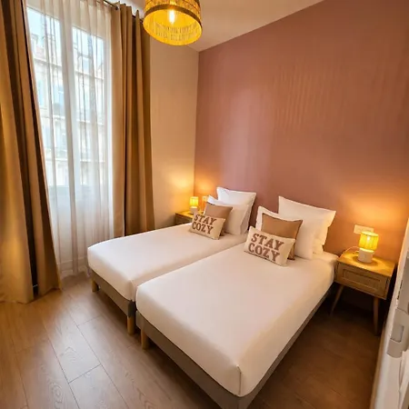 Haussmann Luxury, T4, 6p, Ac, Central, Standing