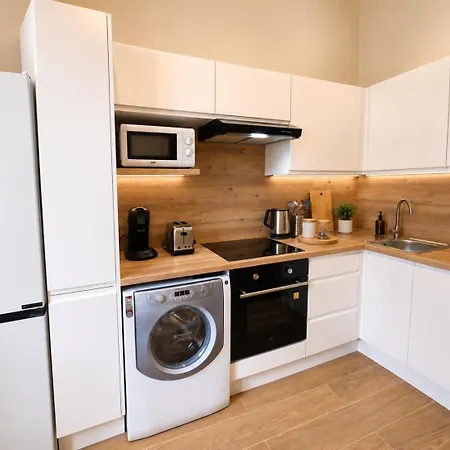 Apartman Haussmann Luxury, T4, 6p, Ac, Central, Standing Cannes